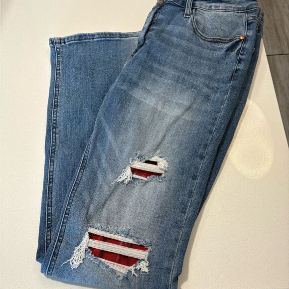 Judy Blue Distressed Flare Bootcut Jeans w/ Red Plaid Patches - Boho, size 15/32 - Picture 1 of 8